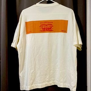 Beans x Levi’s oversized white tee.